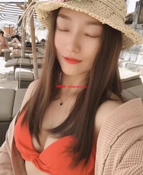 安徽合肥爆草女瑜伽老师，还会跳钢管舞我操。很会勾引人