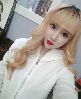 南宁漂亮年轻小妞，水嫩叫的骚，很爽